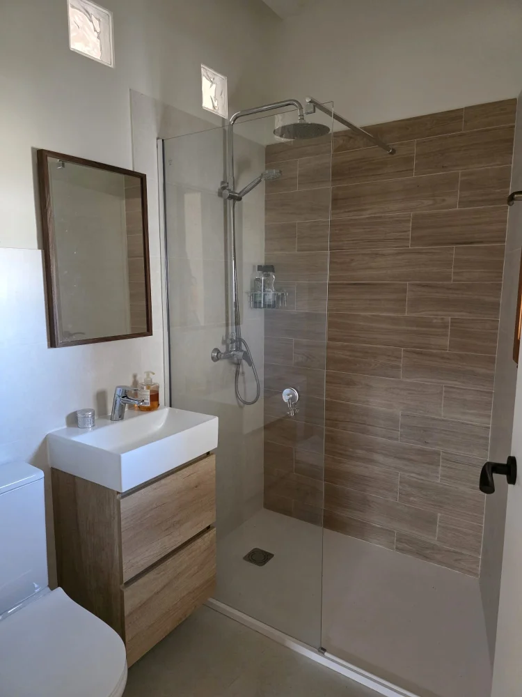 Imagen de Ba&ntilde;o 2