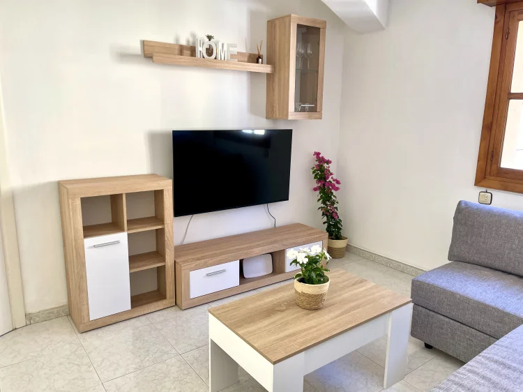 Imagen de Salon Smart TV y sofá cama doble