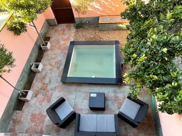 Imagen de Piscina -Patio delantero