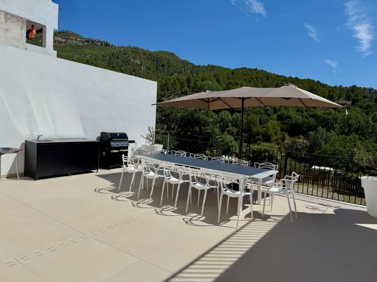 Imagen de barbacoa, paellero, terraza