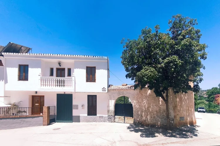 Imagen de Casa familiar con encanto andaluz, 200m2, muy acojedora