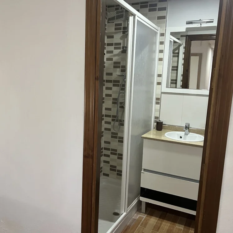 Imagen de ba&ntilde;o con ducha