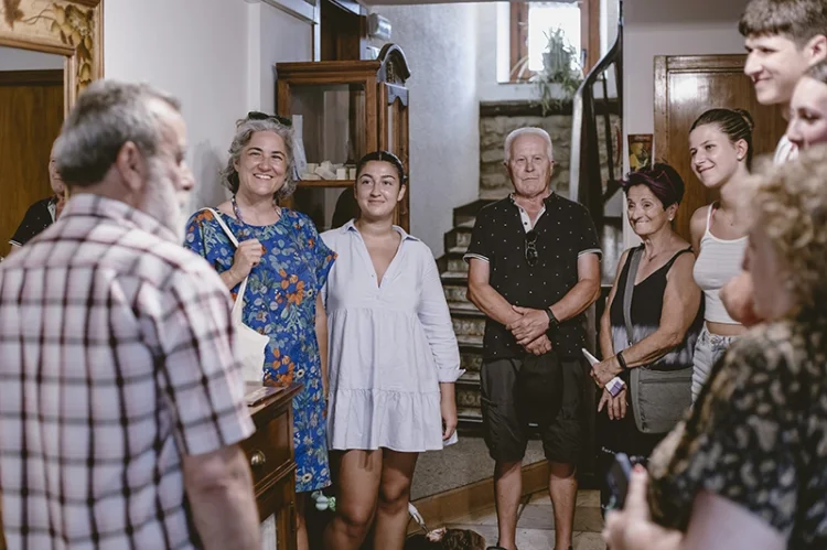 Imagen de Recepción: Raquel y Javier recibimos a todos nuestros huéspedes.