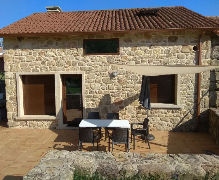 Imagen de Patio trasero con terraza